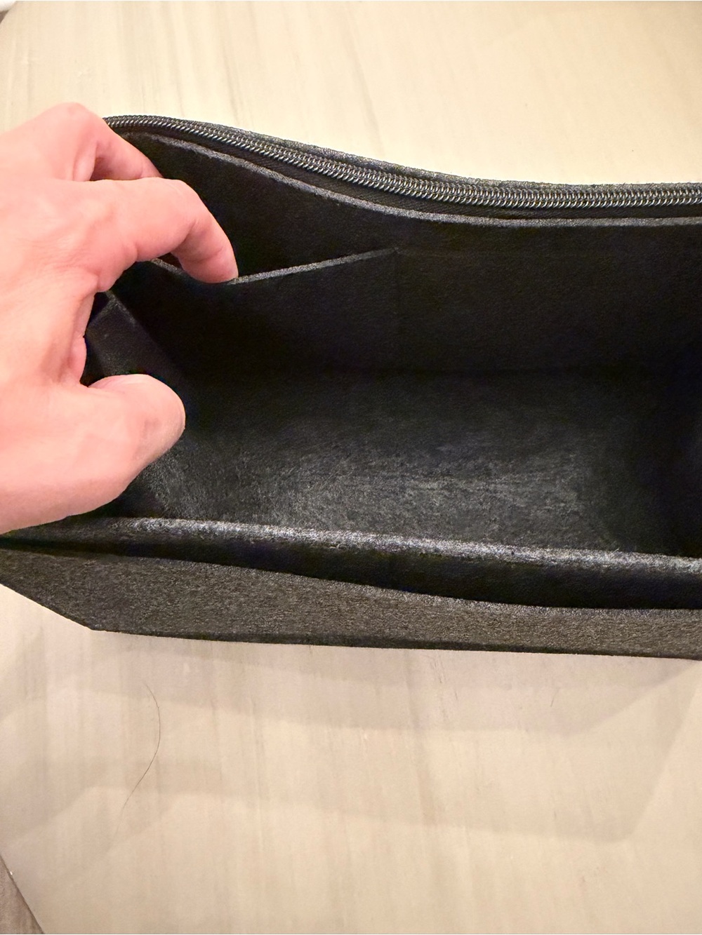 Felt Organizer Pouch - NWOT - Picture 3 of 7